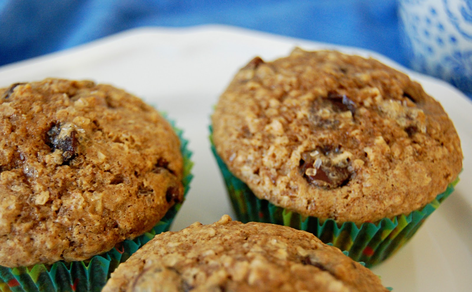 PrettySweet: Oatmeal Chocolate Chip Cookie Muffins