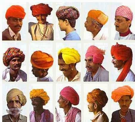De la infinita variedad de turbantes del subcontinente Indostánico da fe esta colección pertenecientes a  Rajhastan