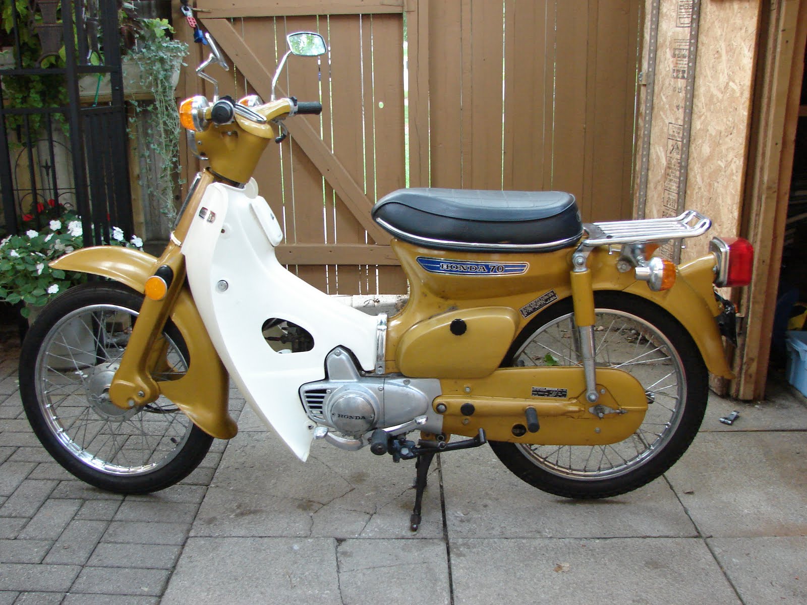 Honda c70 super Cub Custom