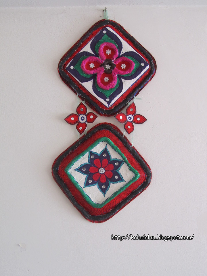 Kala Dalan Paper Plate Wall Hanging