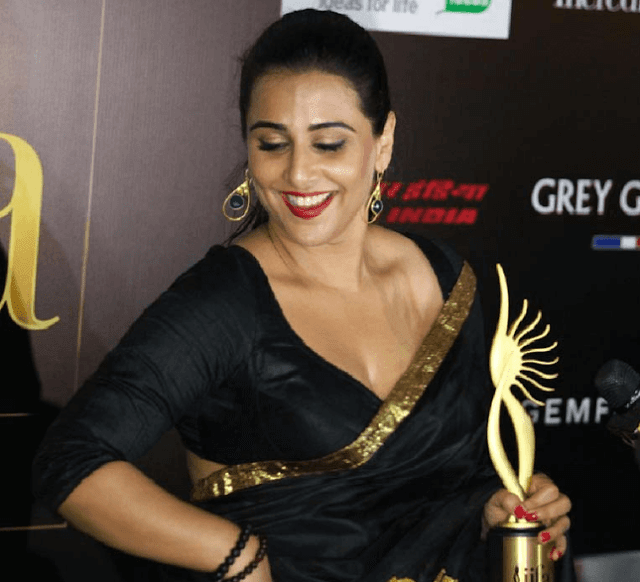 saxy photo of vidya balan saxy photo of vidya balan