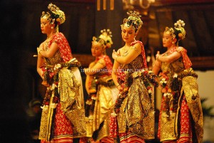 Sanggar Caraka Buana: December 2012