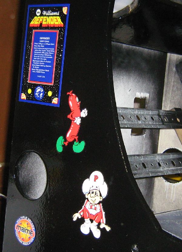 Etica (principalmente): J-cade the Jeremy Arcade Machine