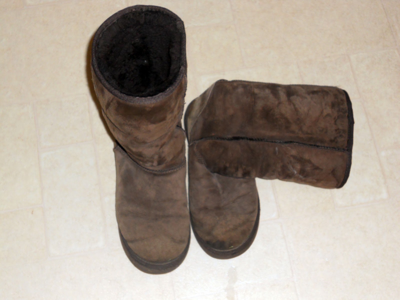 dying uggs with rit