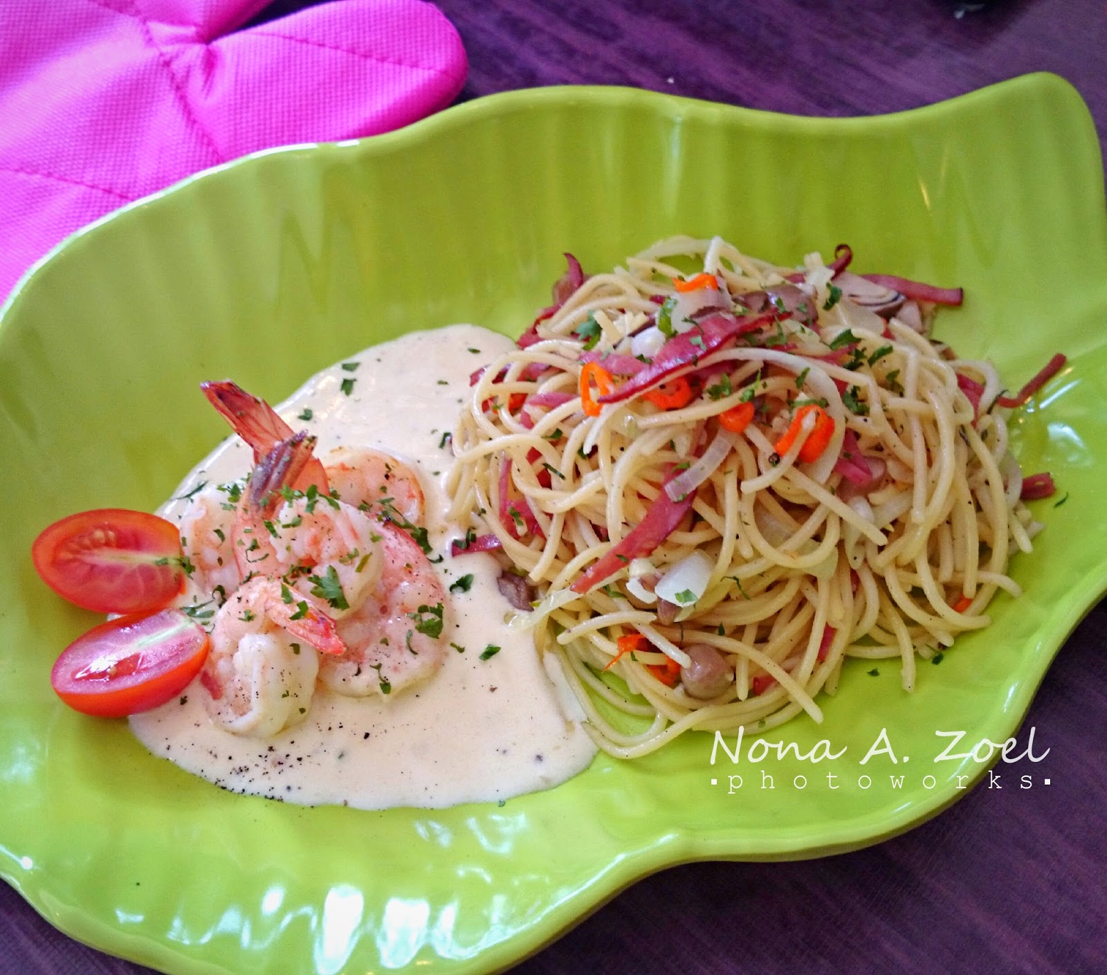 Upik Banun Asian Style Spaghetti with Shrimp Garlic and Butter Sauce