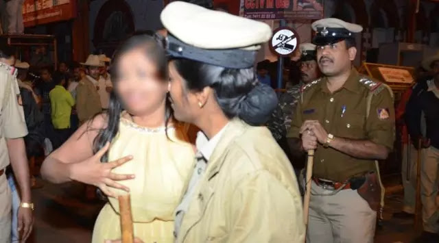 Geger! Pelecehan Seksual Massal Malam Tahun Baru di India. Pernyataan Menteri Ini Sangat Mengejutkan Geger! Pelecehan Seksual Massal Malam Tahun Baru di India. Pernyataan Menteri Ini Sangat Mengejutkan