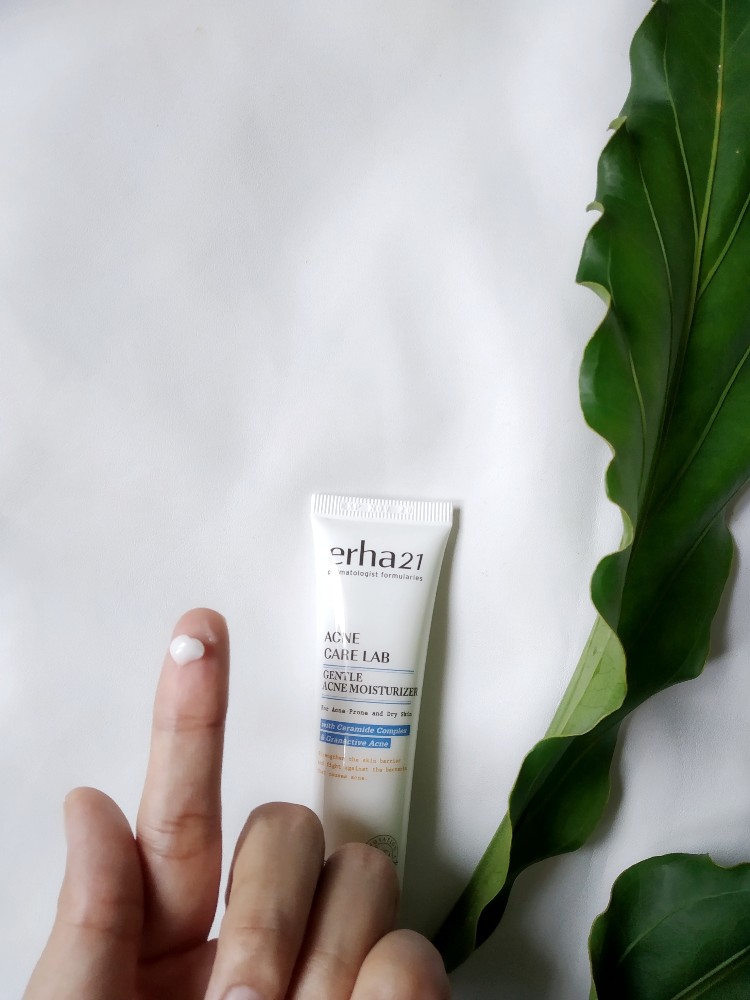 acne moisturizer erha