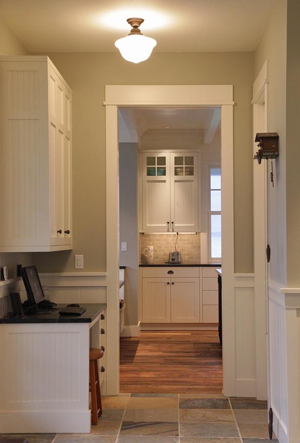 Delorme Designs: WHITE CRAFTSMAN STYLE KITCHENS