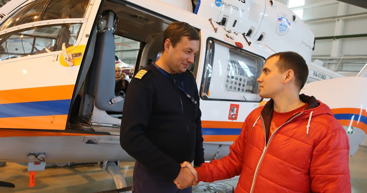 завод узга екатеринбург. авиационные вакансии в москве. авиационный инженер. профессия авиатехник. девушка авиатехник.