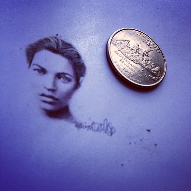 16-Kate-Moss-Hash-Patel-ilovehash-Celebrity-Detailed-Micro-Miniature-Drawings-www-designstack-co
