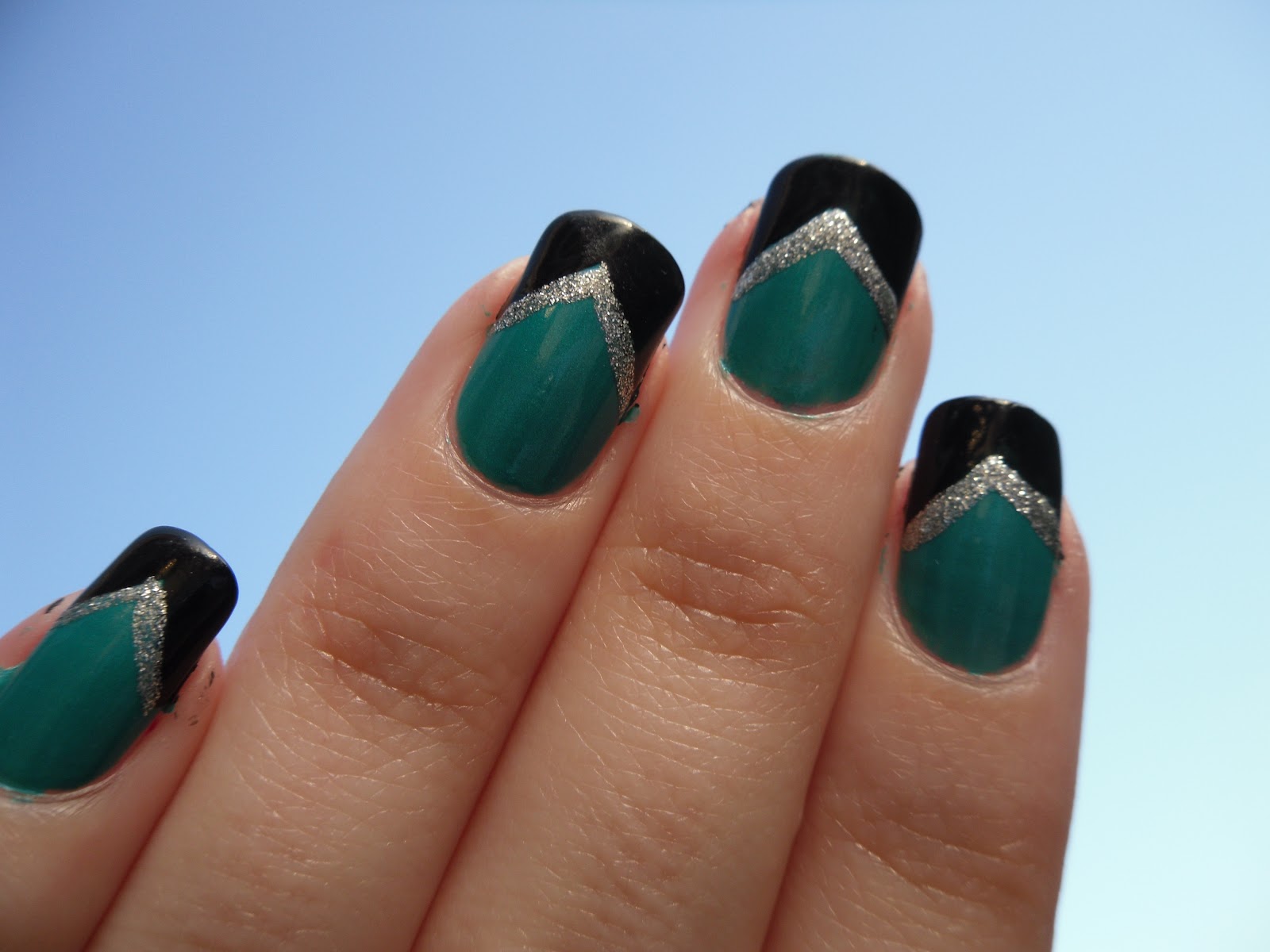 5. 20+ Teal Nail Designs for a Chic and Trendy Look - wide 4