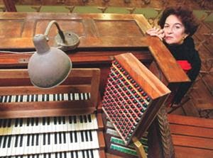 NOTICIAS Y EFEMERIDES MUSICALES Y DEL CINE ADELMA GÓMEZ, UN 14 DE