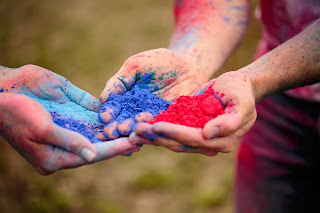 Como fazer pó colorido fotos Holi Powder
