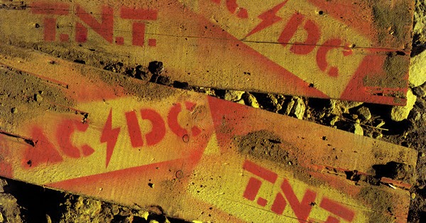 AC-DC TNT [MF] [10MB] - Supercomprimido ~ Discografias Comprimidas