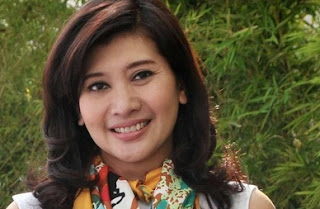 Foto Dan Biodata Ike Muti Foto Dan Biodata Ike Muti