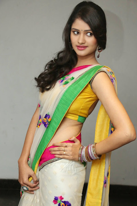 Kushi glamorous saree photos-thumbnail-30