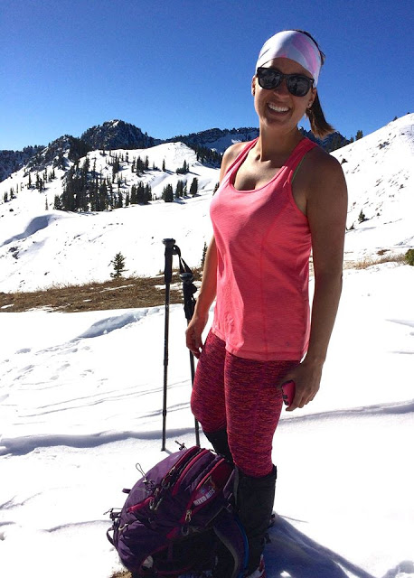 What to Wear while Hiking in Winter - For Women! What to Wear while Hiking in Winter - For Women!