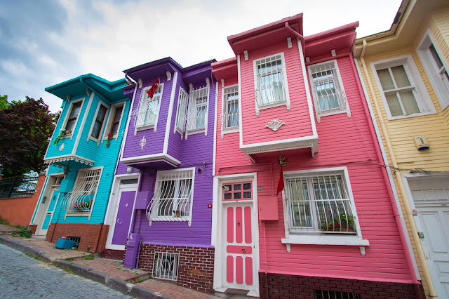 Case colorate a Kariye Bostani-Istanbul