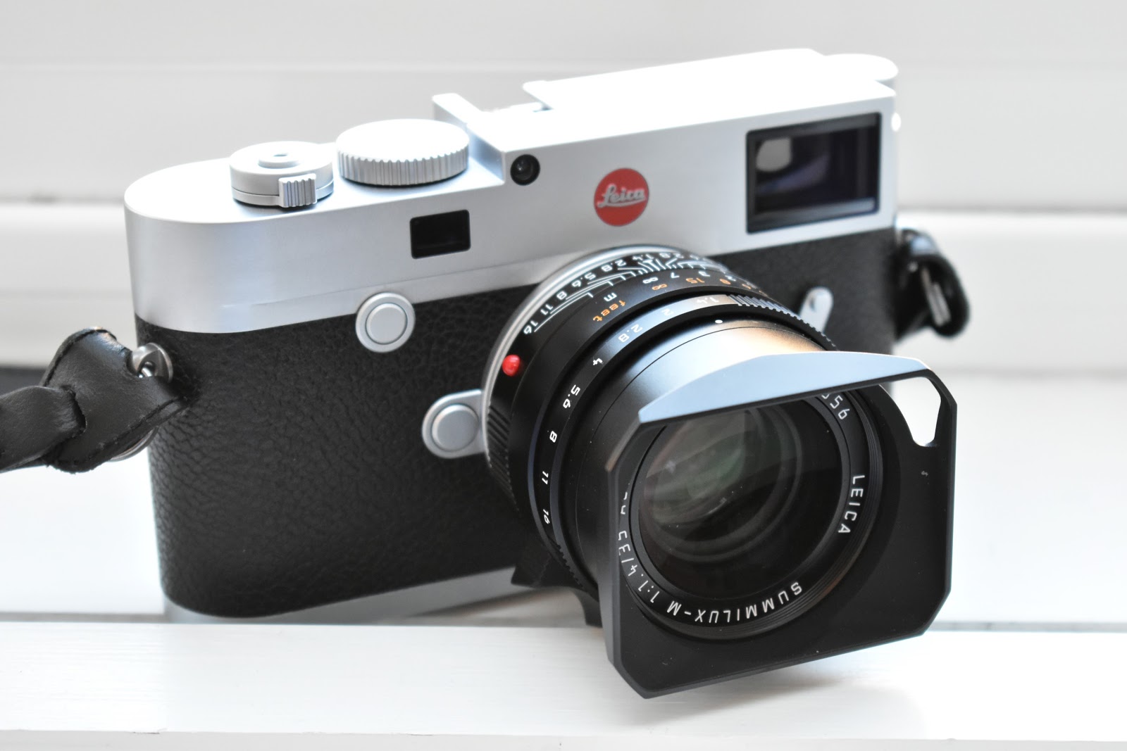 Leica M10 mirrorless spesifikasi dan harga DSLr