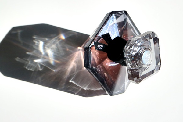 www.josieslittlewonderland.de - Beauty Favoriten im Mai www.josieslittlewonderland.de - Beauty Favoriten im Mai - lieblingsparfum, lancome la nuit tresor, schwarze rose und vanille orchidee parfum duft, winterparfum