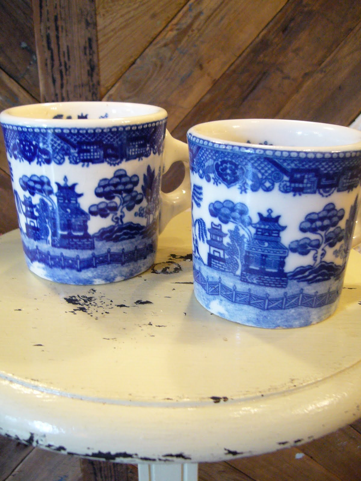 LuckEmporiumy Day Brilliant Blue Willow