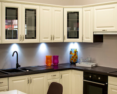 Kitchen Cabinets with Glass Kitchen Cabinets with Glass