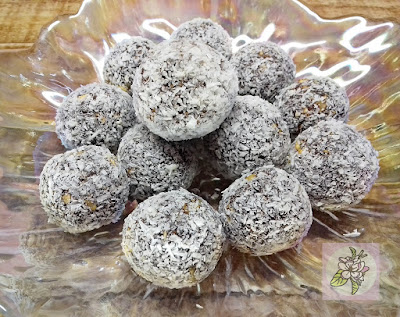 Trufas Veganas de Algarroba y Avena. Trufas Veganas de Algarroba y Avena.