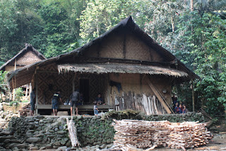 Sunda - Sejarah dan Silsilah Kemaharajaan Sunda Nusantara (Asal-usul Atlantis, Sriwijaya, Majapahit, dan Mataram) Sunda