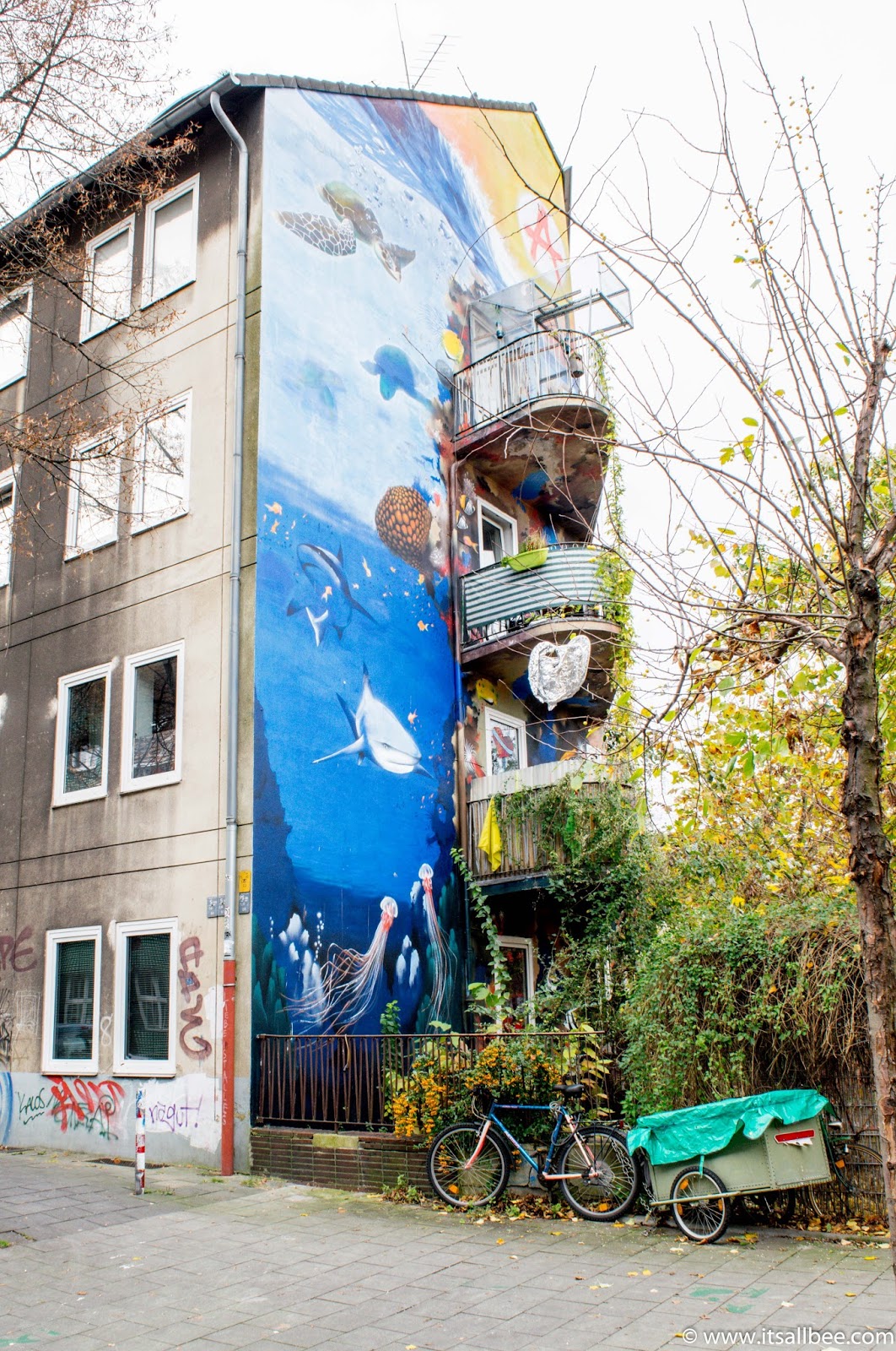 Kiefernstrasse Street Art | A Colourful Side of Dusseldorf You Need To See