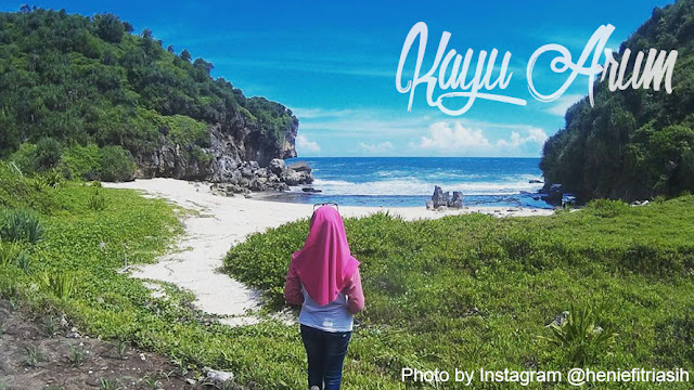 Pantai Kayu Arum Pantai Kayu Arum