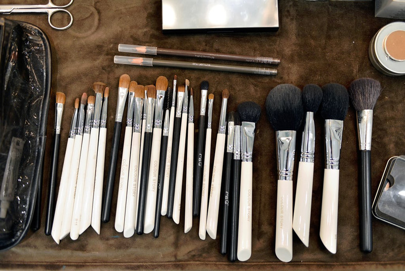 Using the wrong tools and brushes Makeup mistakes that make you look older
