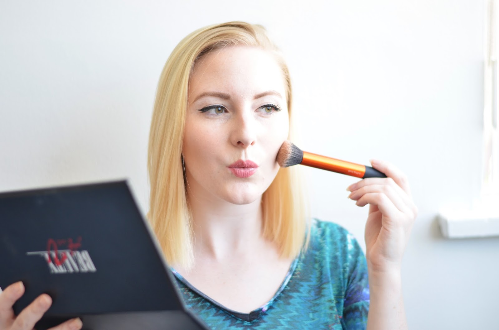 Vancouver Vogue The Best Contour Palette for Fair Skin