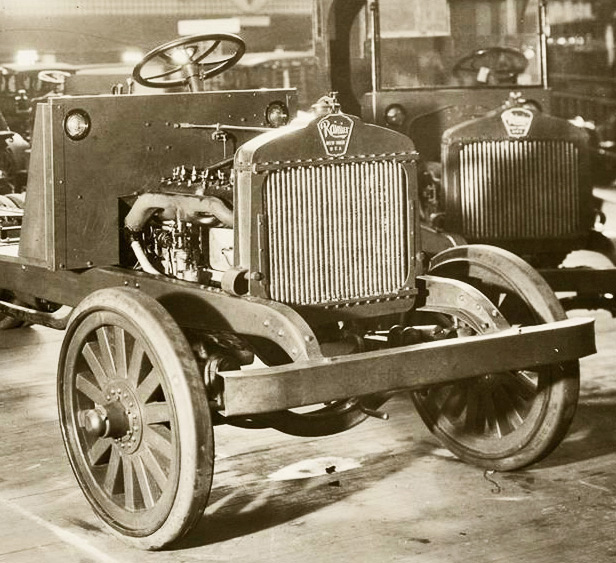 American Auto Emblems RAINIER TRUCK