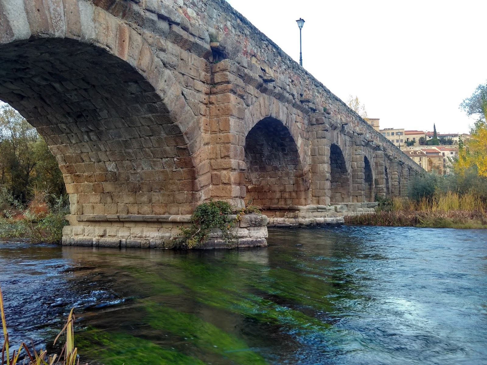 Aprender Español Educación a distancia El puente romano de Salamanca uno de los más bonitos