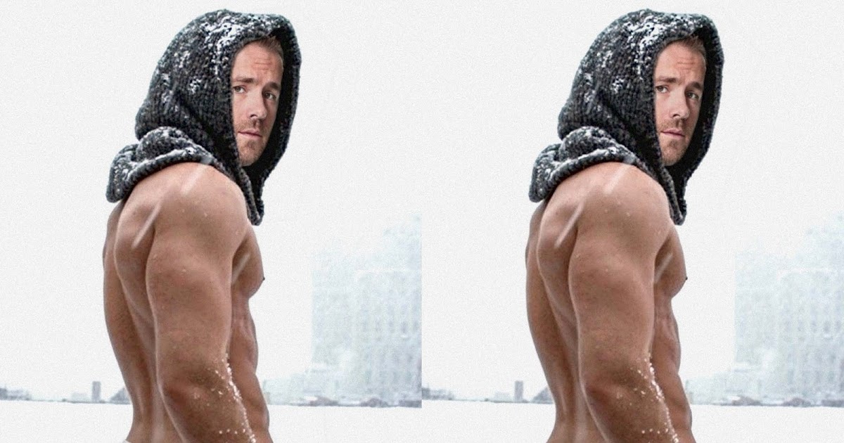 Boymaster Fake Nudes: Ryan Reynolds, searching for Santa...