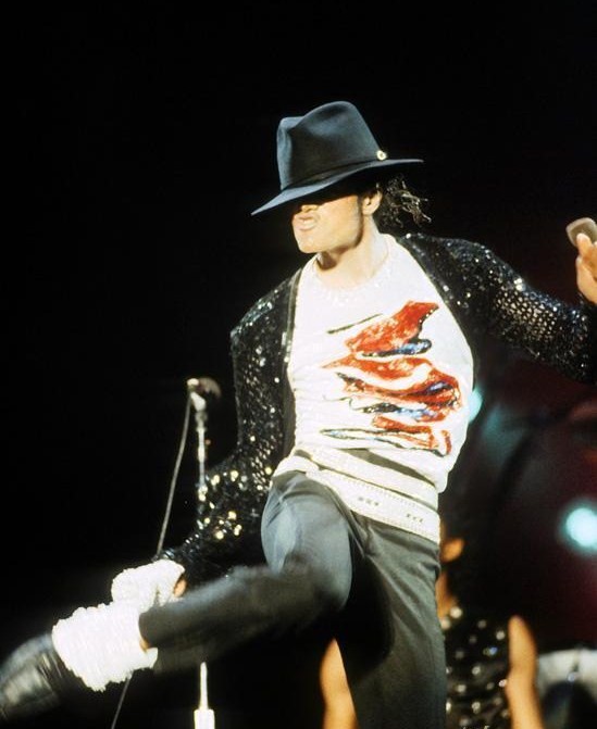 MJJ Photo Gallery: Michael Jackson - Victory Tour (The Jackson Tour)