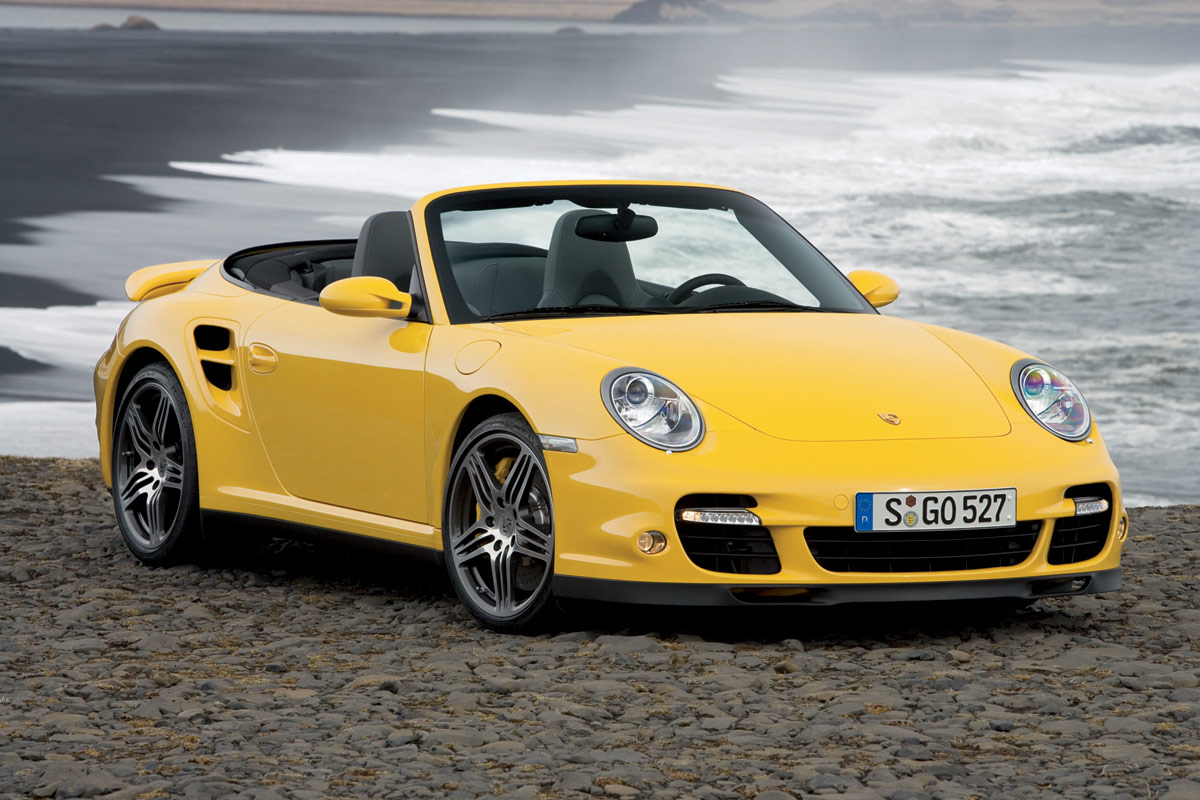 Porsche%2B911%2Bconversivel%2Bamarelo.jpg