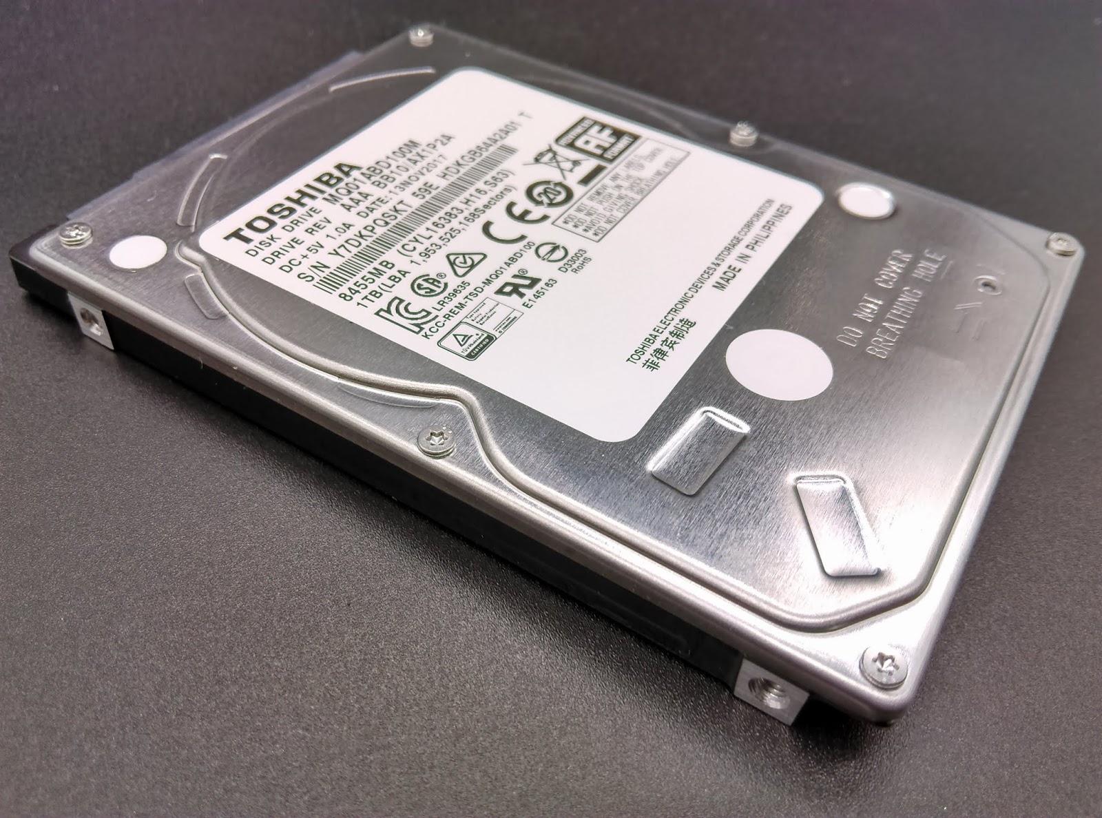 Вход жесткого диска. SAS 2.5 HDD. Seagate 300 ГБ st300mm0048. Жесткий диск SAS 2.5" Seagate 600gb 10k (st900mm0006). Seagate 6gb/s Savvio 10k.6 st300mm0006.