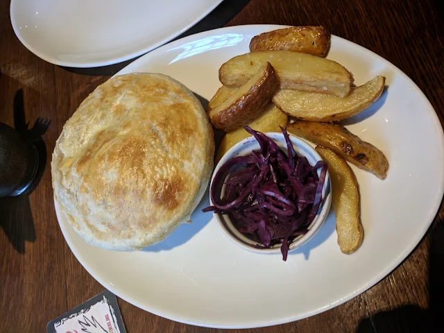 Where to eat in Chester England: The Brewery Tap for a pie and chips