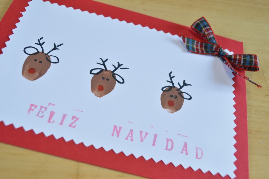 http://www.elenarte.es/2013/11/postales-de-navidad-renos-con-huellas.html