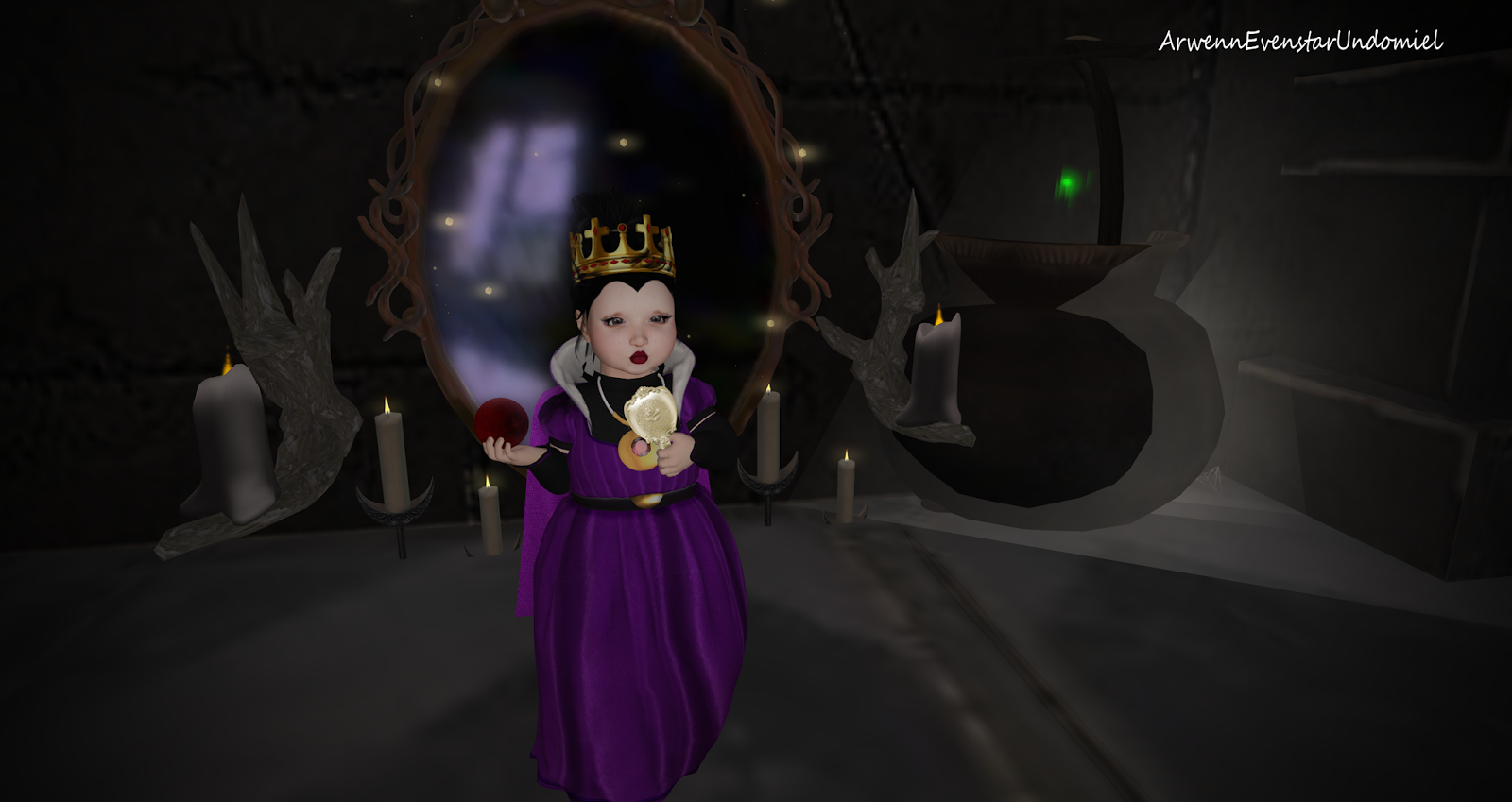 Arwenn's Enchanted Ever Changing World! Mirror,Mirror in My hand who