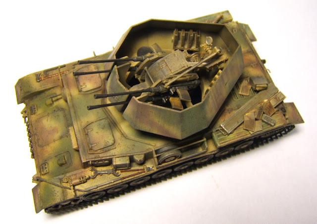 Maquette 1/35 TAMIYA Ref 85 Flakpanzer IV Wirbelwind