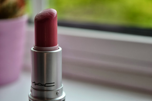 Loving This Lipstick: MAC Lovelorn