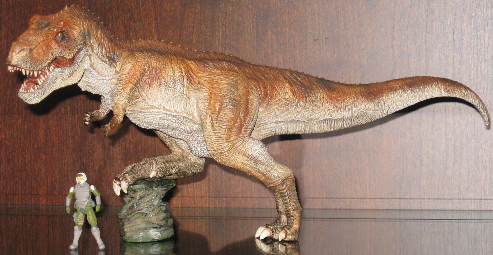rebor king t rex