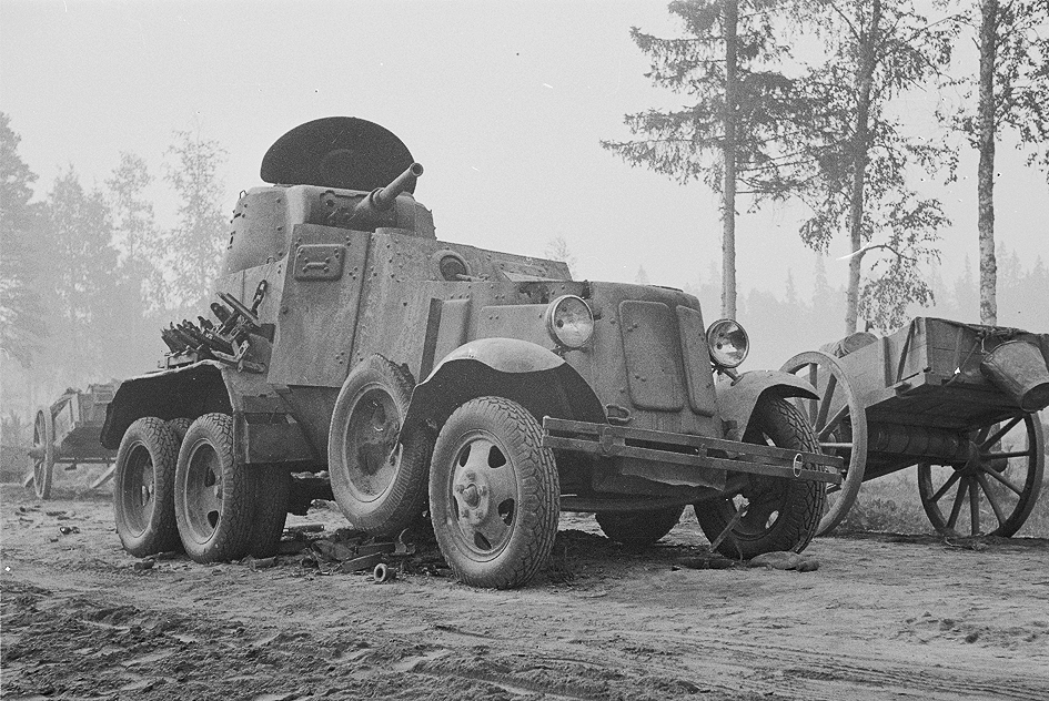Броневой автомобиль БА-10 ~ BERGHOFDAY