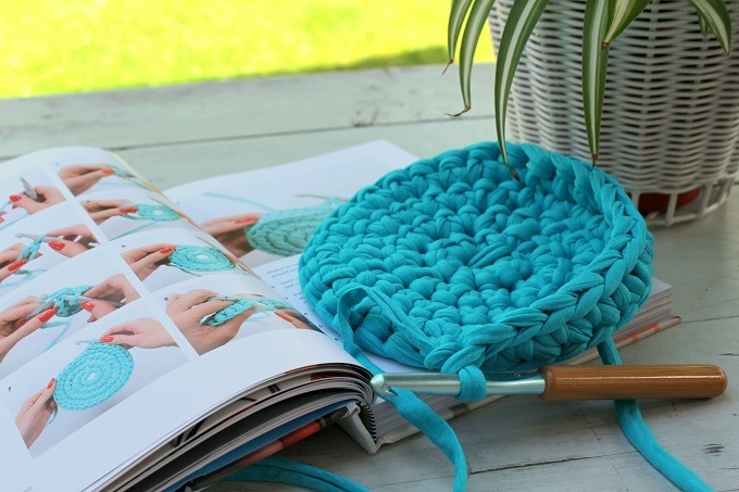 molla mills modern crochet book