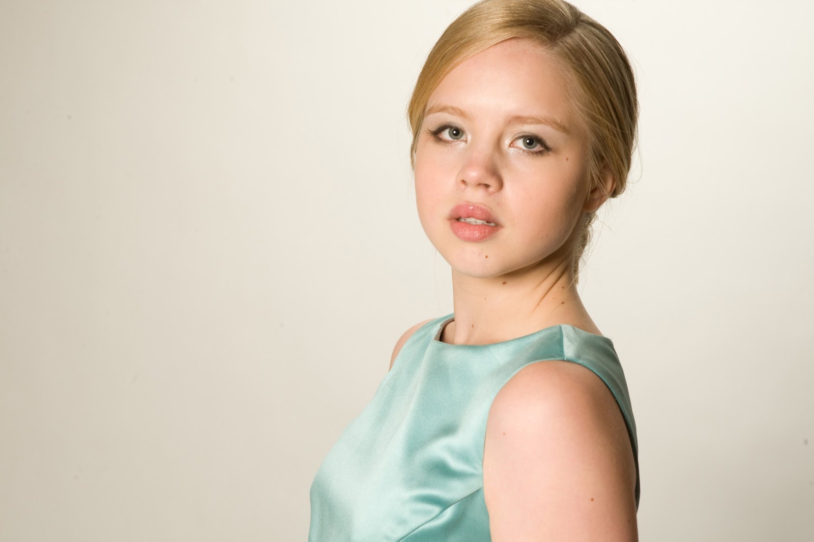 Sofia Vassilieva Photos Tv Series Posters and Cast Sofia Vassilieva Photos Tv Series Posters and Cast