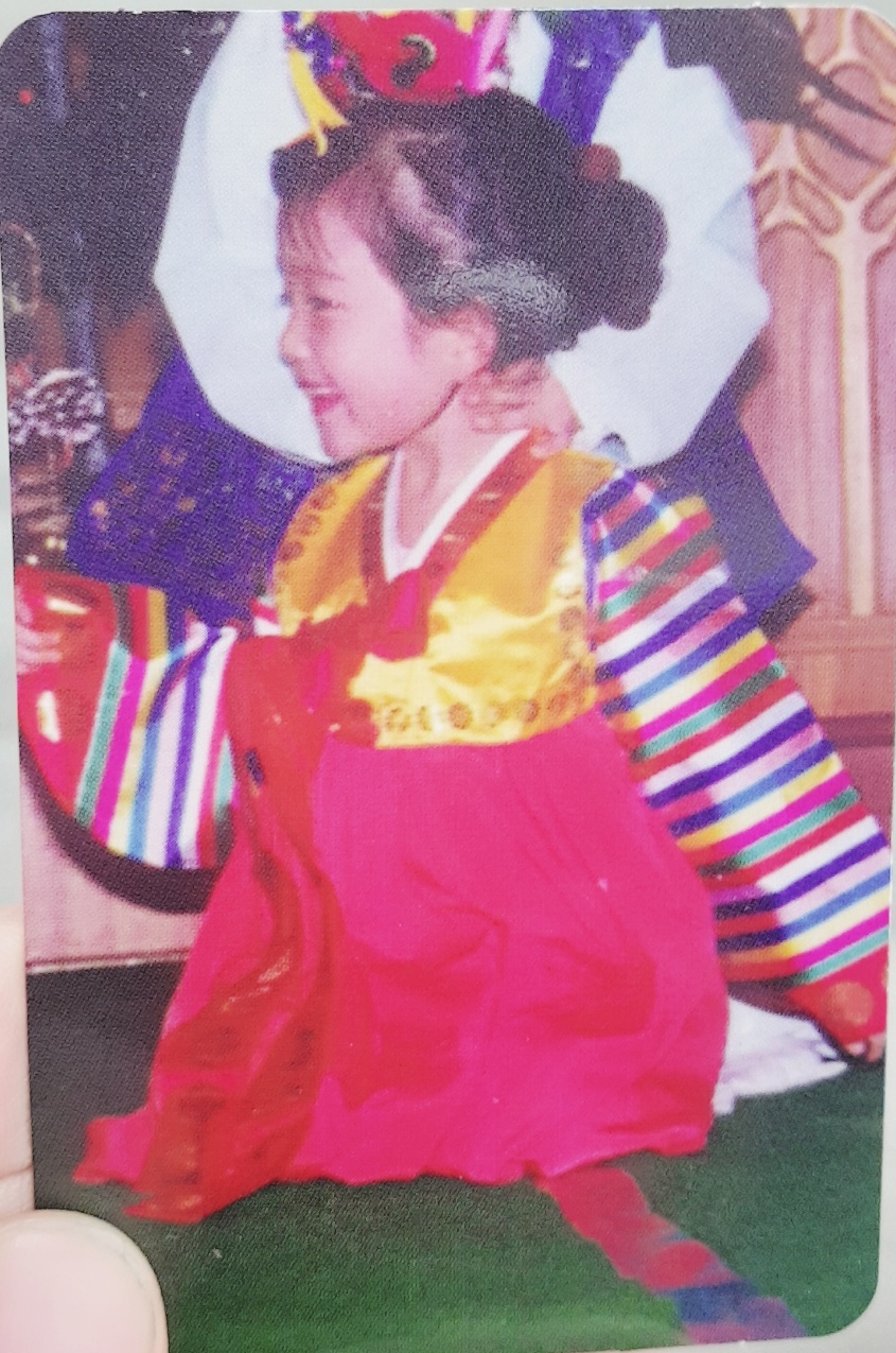 지금과 똑 닮은 레드벨벳 멤버들의 애기 때 모습.jpg | 인스티즈