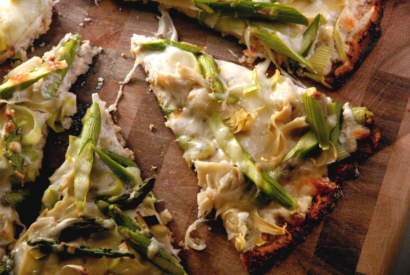 spring veggie white pizza cauliflower crust gluten free