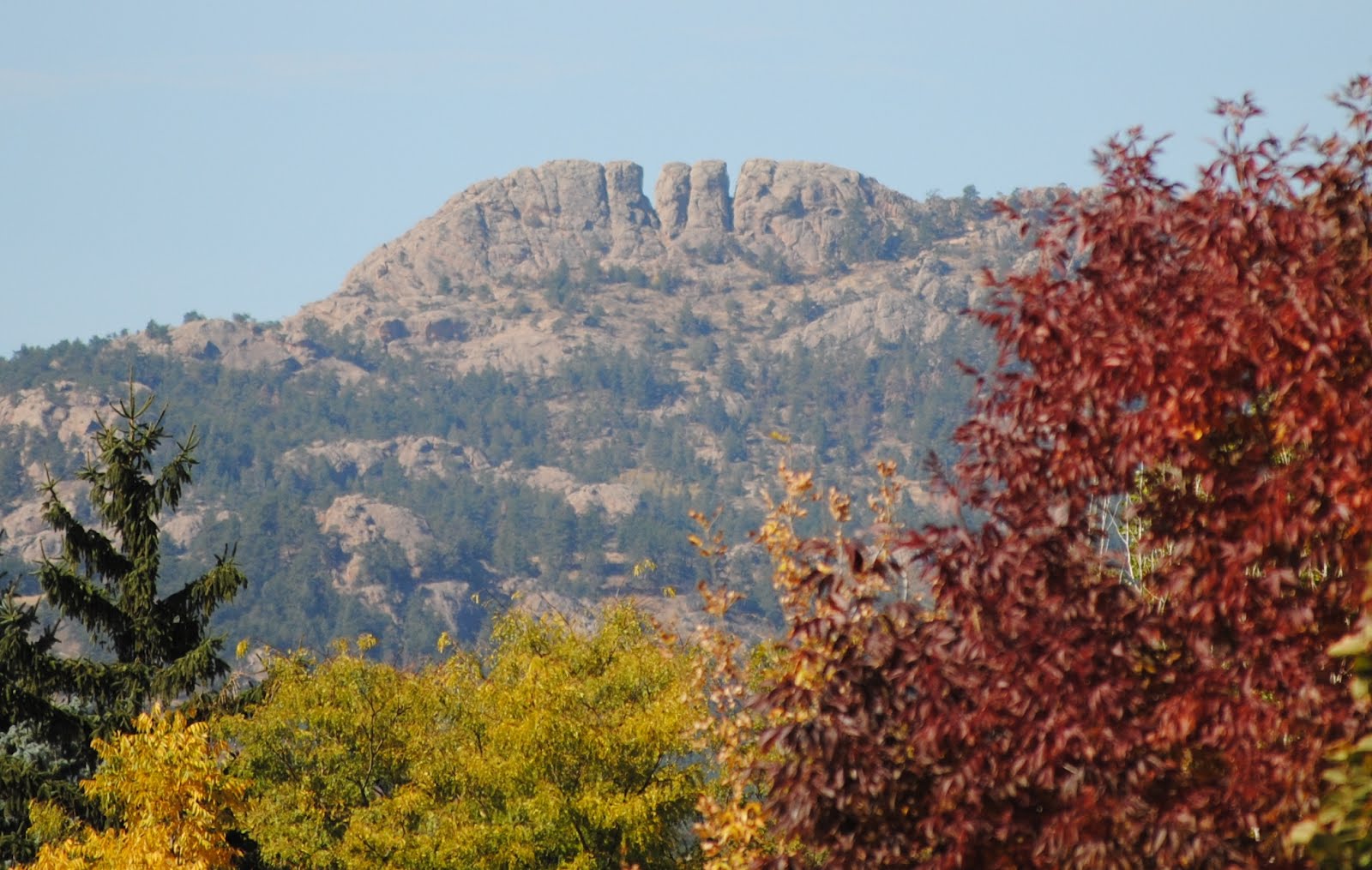 H Horsetooth Rock and Reservoir - Htooth 